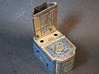 Chiese enamel box