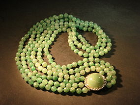 Chinese art Deco green jade hard stone necklace