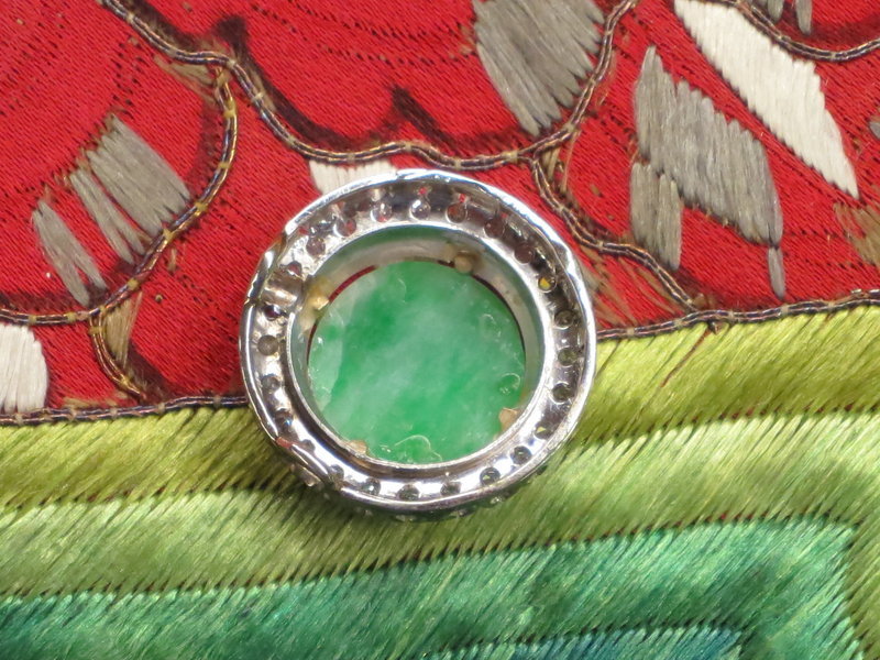 Burma apple green jadeite pendant with diamond