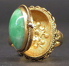 Jadeite pioson gilt silver ring