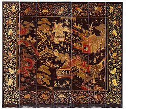 A  POLYCHROME LACQUERED WOOD  Screen