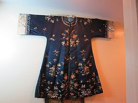 Blue embroidered silk woman's coat
