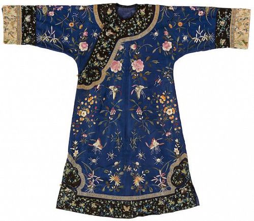 Lady's EMBROIDERED BLUE BROCADE INFORMAL ROBE 19th Century