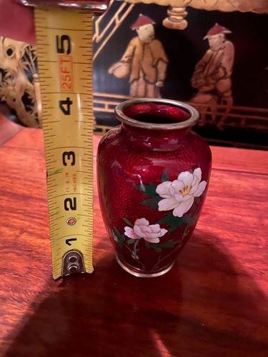 Japanese red ginbari and cloisonné-enamel vase