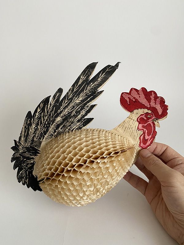 HONEYCOMB ROOSTER