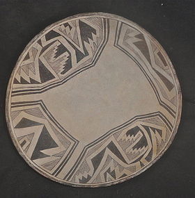 A LARGE CLASSIC PHASE MIMBRES BOWL