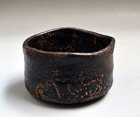 Early Edo Seto Guro Chawan Tea Bowl