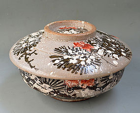 Antique Japanese Kiyomizu Covered Bowl, Seifu Yohei