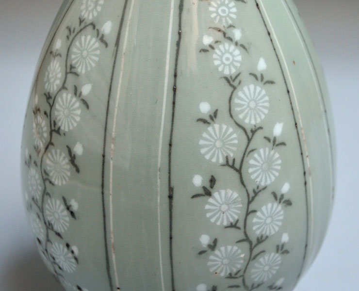 Rare Antique Korean Style Celadon Vase by Suwa Sozan I