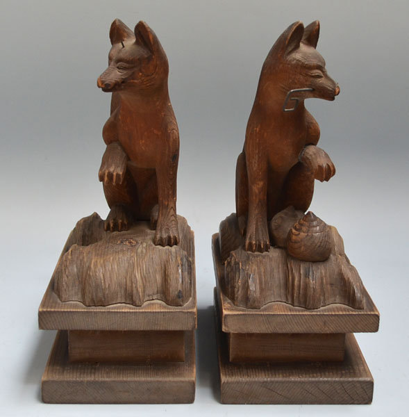 Pair Edo p. Japanese Shrine Foxes
