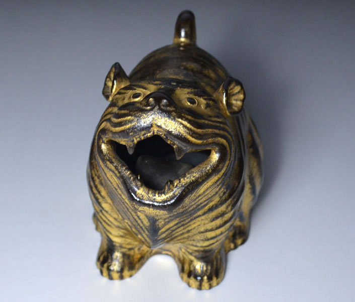 Little Kikko-yaki Tiger Pottery Koro Incense Burner