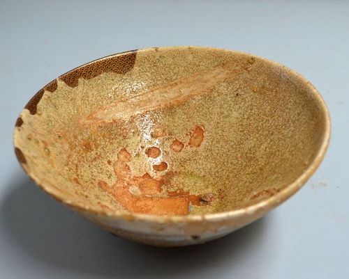 Kamakura-Muromachi Kintsugi Tea Bowl w/ Gold Lacquer Repair