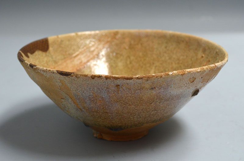 Kamakura-Muromachi Kintsugi Tea Bowl w/ Gold Lacquer Repair