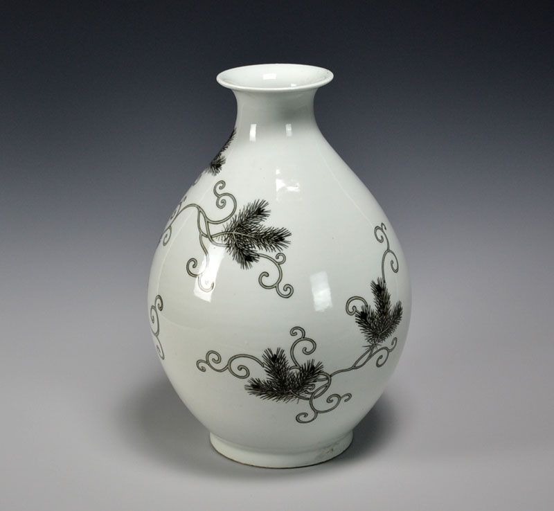 Kiyomizu Rokubei IV Meiji Period Vase