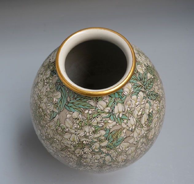 Superb Antique Japanese Kaburaki Kutani Vase