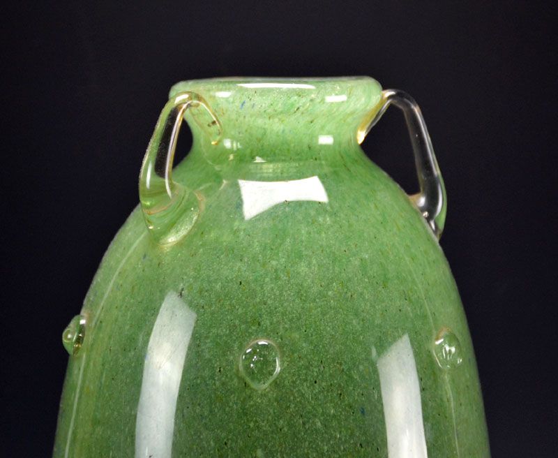 Iwata Toshichi Early Art-Glass Vase