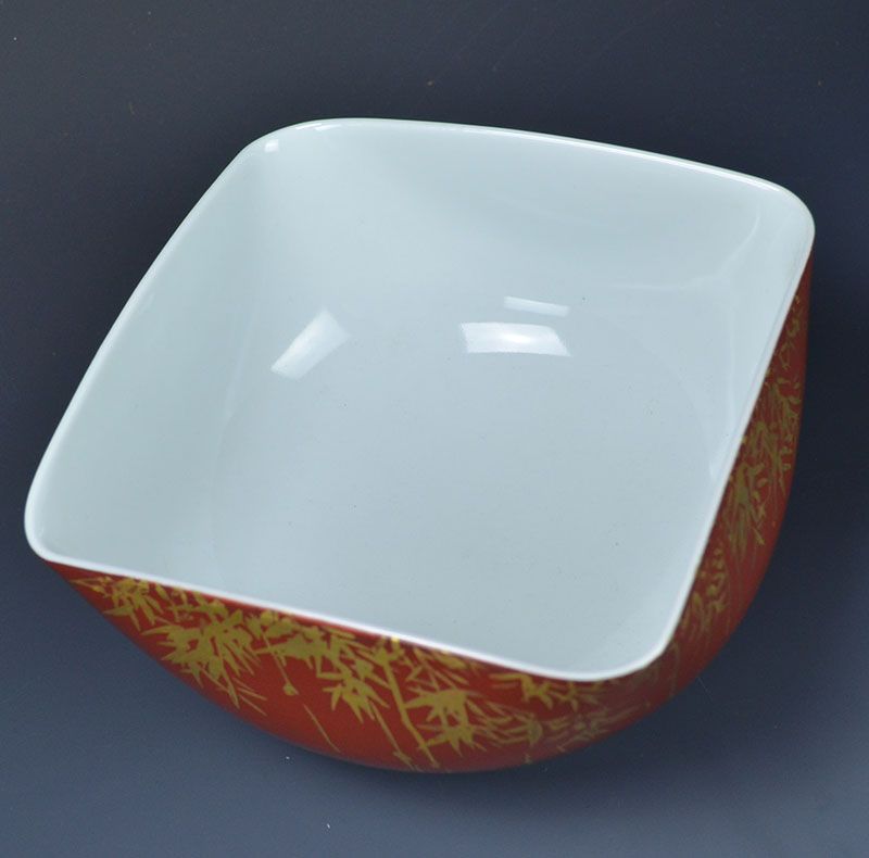 Porcelain Bowl by Seizan Decorated by Hashimoto Kansetsu
