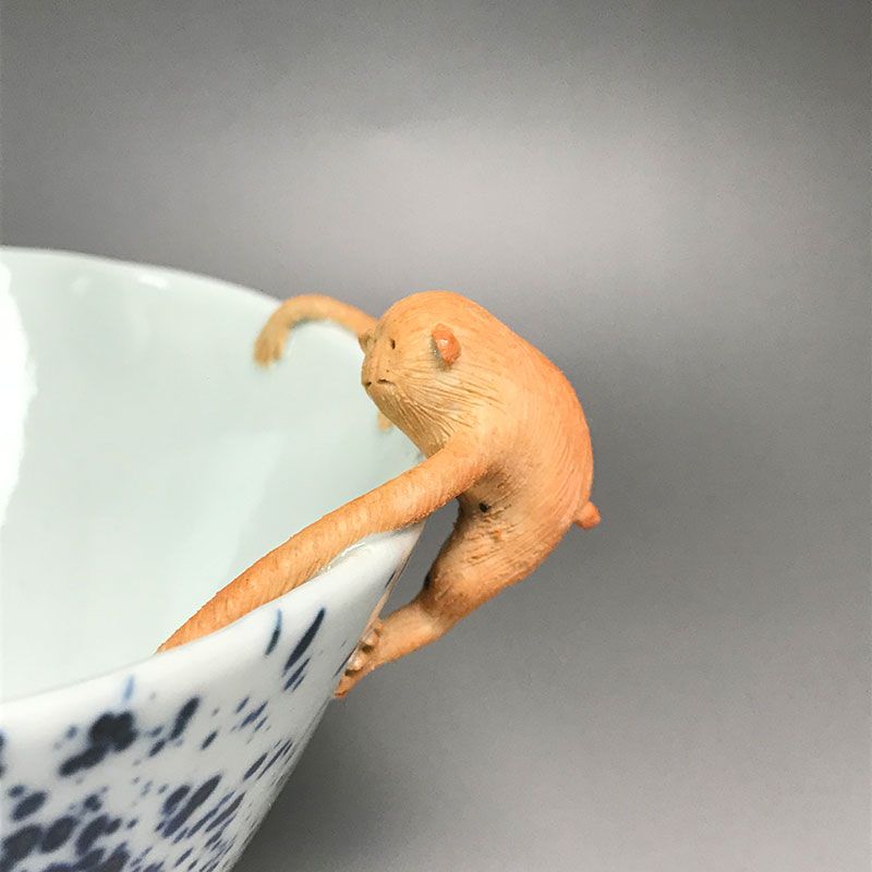 Exceptional Suda Seika Ude-naga Monkey Porcelain Bowl