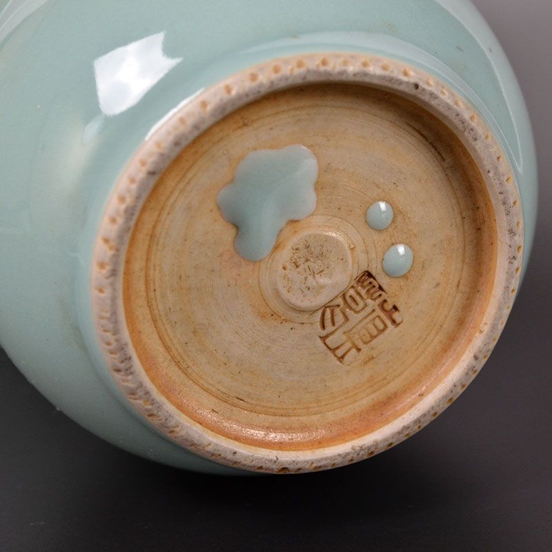 Rare MIyagawa (Makuzu) Kozan Celadon Snake Vase