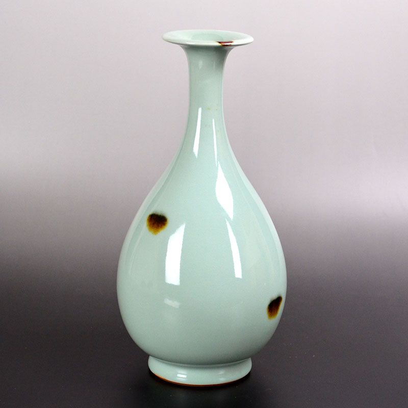 Tobi Celadon Vase by Suwa Sozan II