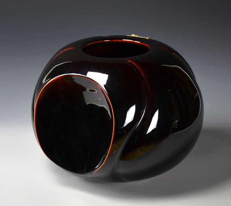 Hasegawa Isamu, Nitten Exhibited Black Vase, 1955