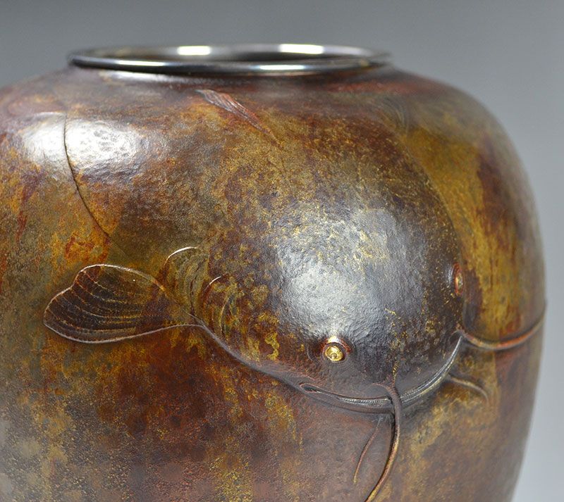 Exceptional Uchidashi Bronze Catfish Vase