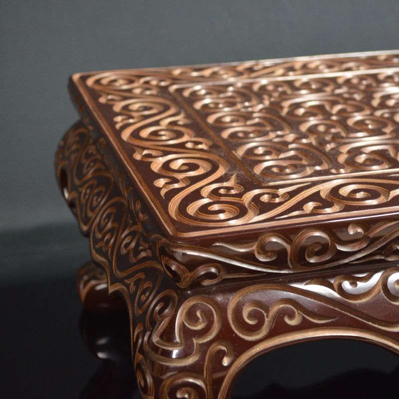 Guri Carved Lacquer Table by Suwa Sozan I