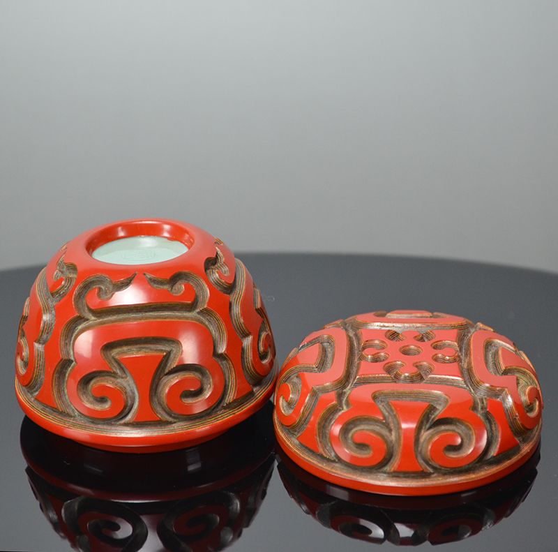 Rare Suwa Sozan I Guri Porcelain and Lacquer Chaire Tea Container