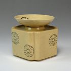 Exquisite Edo period Ninsei Ceramic Sake Cup Set, Haidai