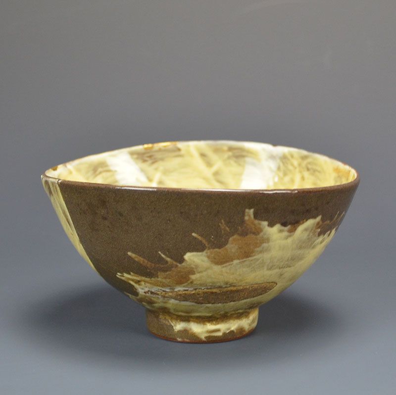 Edo Utsutsukawa-yaki Chawan Tea Bowl w/Gold Repairs