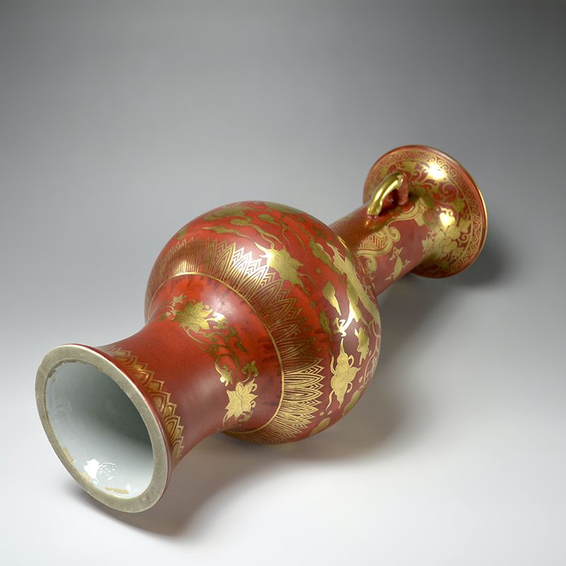 Masterpiece Eiraku Zengoro Antique Kinsai Porcelain Vase