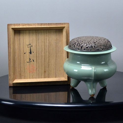 Celadon Porcelain Koro by Miyanaga Tozan