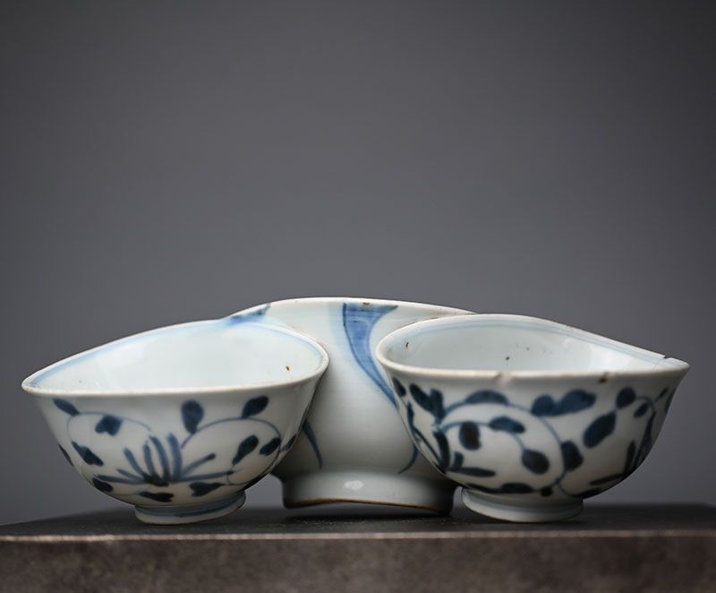 Antique Japanese Fused Edo p. Porcelain Kiln Flaw