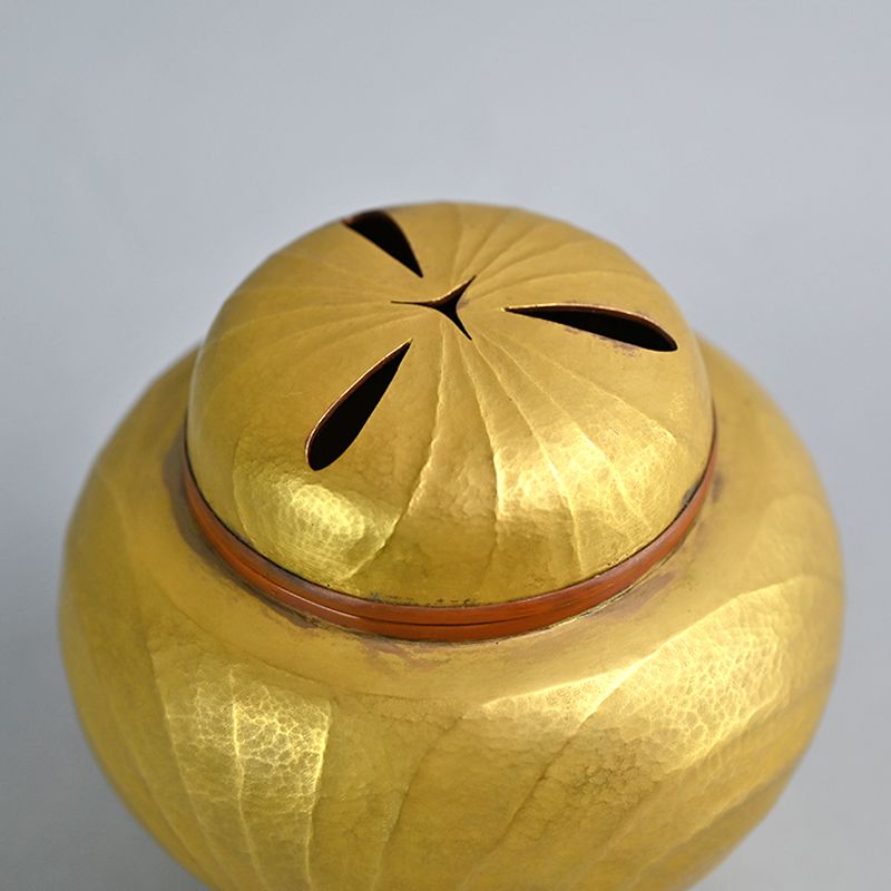 Golden Uchidashi Japanese Koro Incense Burner, Goro