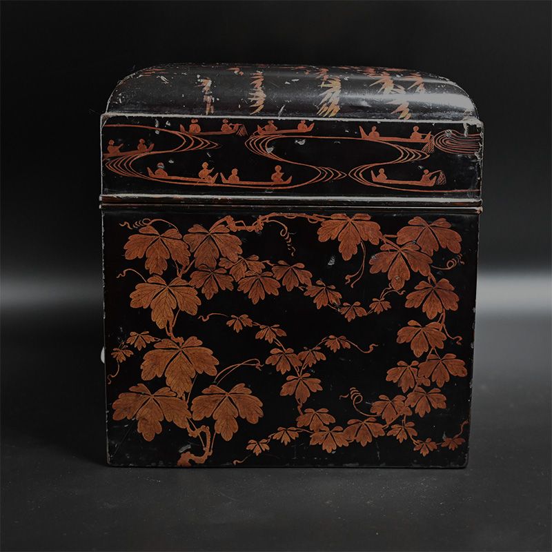 Momoyama period Te-Bako Lacquered Box