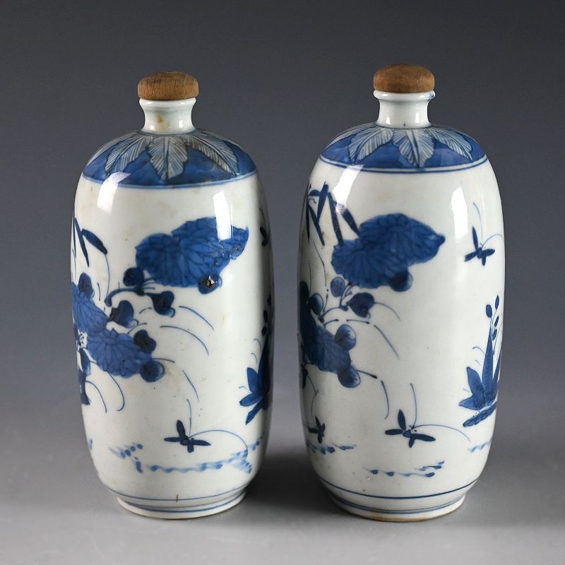 Pair Exquisite Antique Japanese Blue &amp; White Porcelain Bottles