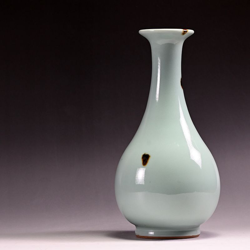 Tobiseiji Hanaike Vase by Early Female Potter Suwa Sozan Ⅱ