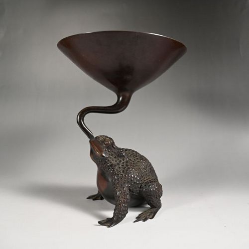 Humorous Antique Japanese Bronze Frog Usubata