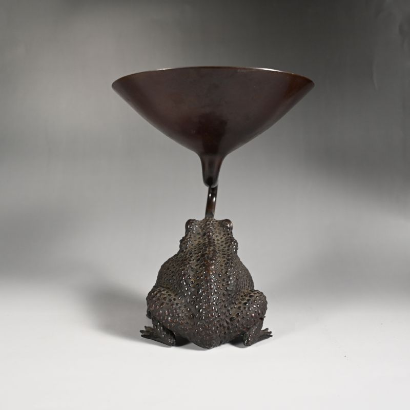Humorous Antique Japanese Bronze Frog Usubata