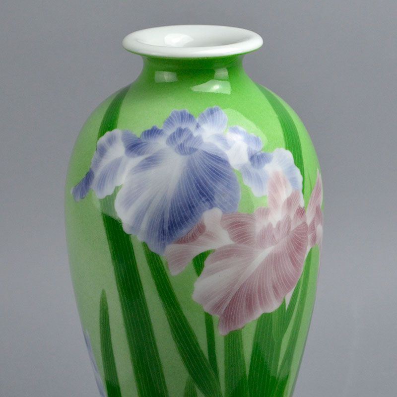 Yukasai Floral Vase by Miyagawa (Makuzu) Kozan