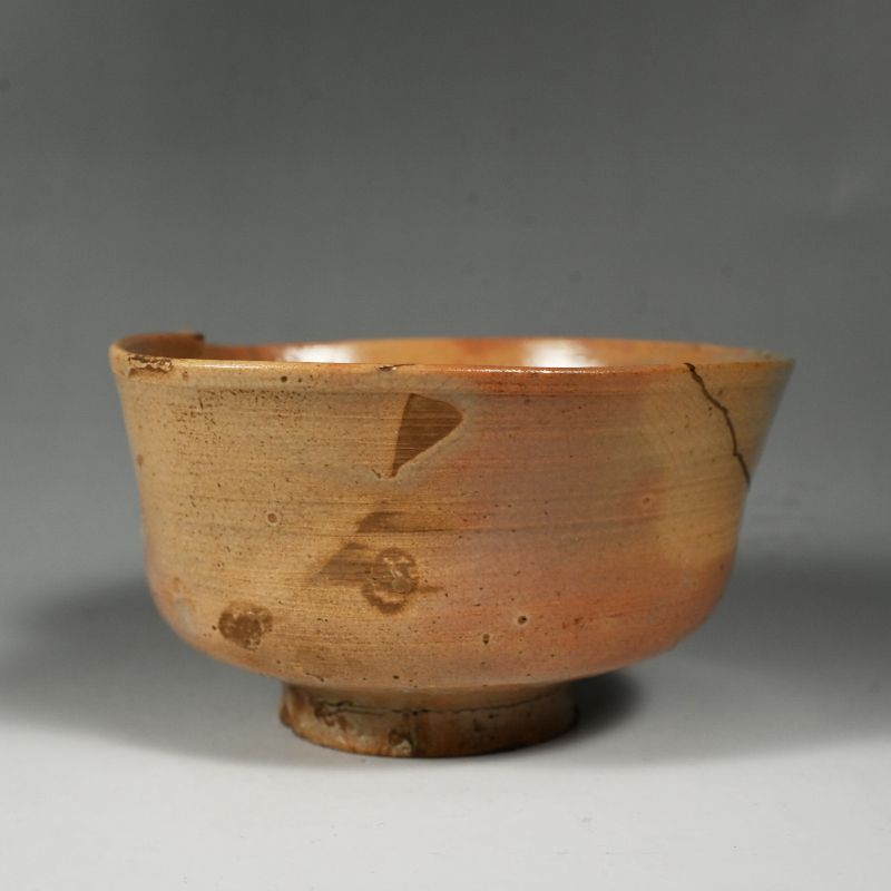 Ancient Hagi Chawan Tea Bowl with Kintsugi Gold Repair