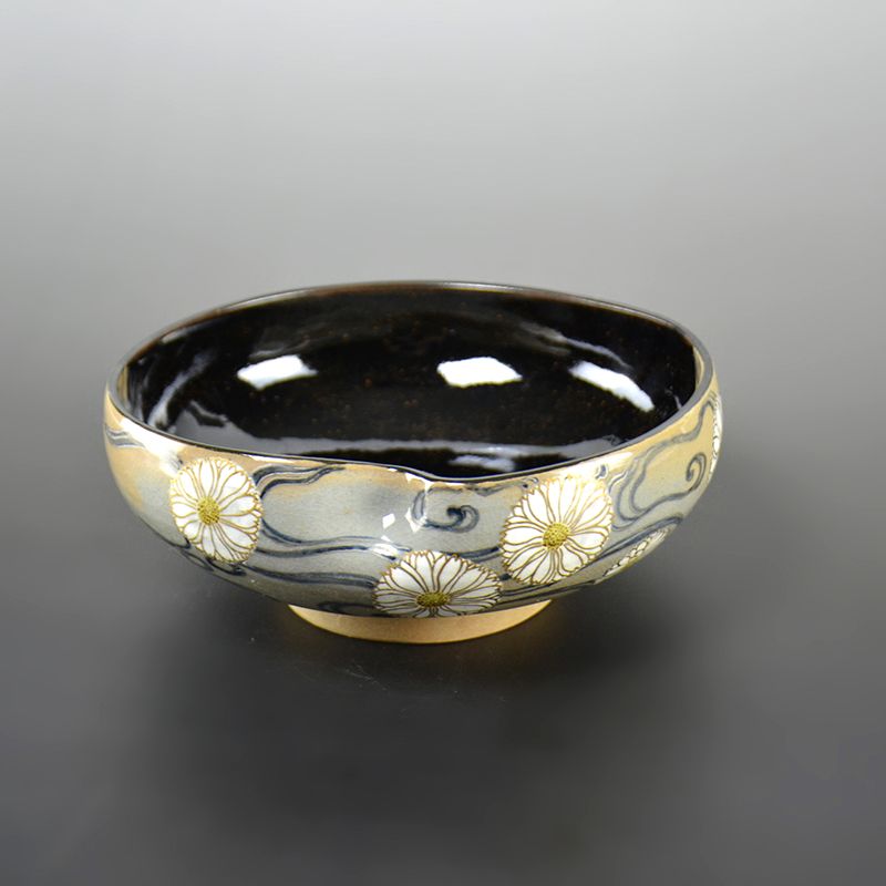 Kenzan Style Chrysanthemum Bowl by Miyagawa (Makuzu) Kozan