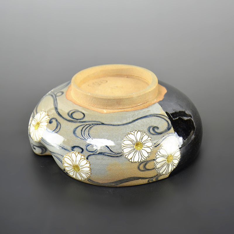 Kenzan Style Chrysanthemum Bowl by Miyagawa (Makuzu) Kozan