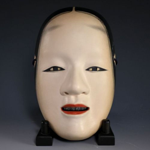 Onna Noh Mask named “ZOU ONNA”