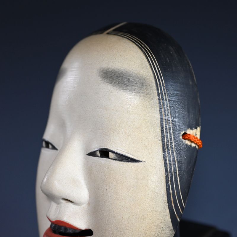 Onna Noh Mask named “KOOMOTE” which means young pretty woman