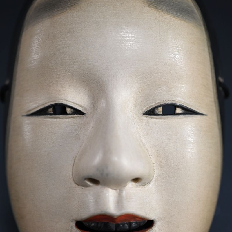 Onna Noh Mask named “ZOU ONNA” which indicates young woman