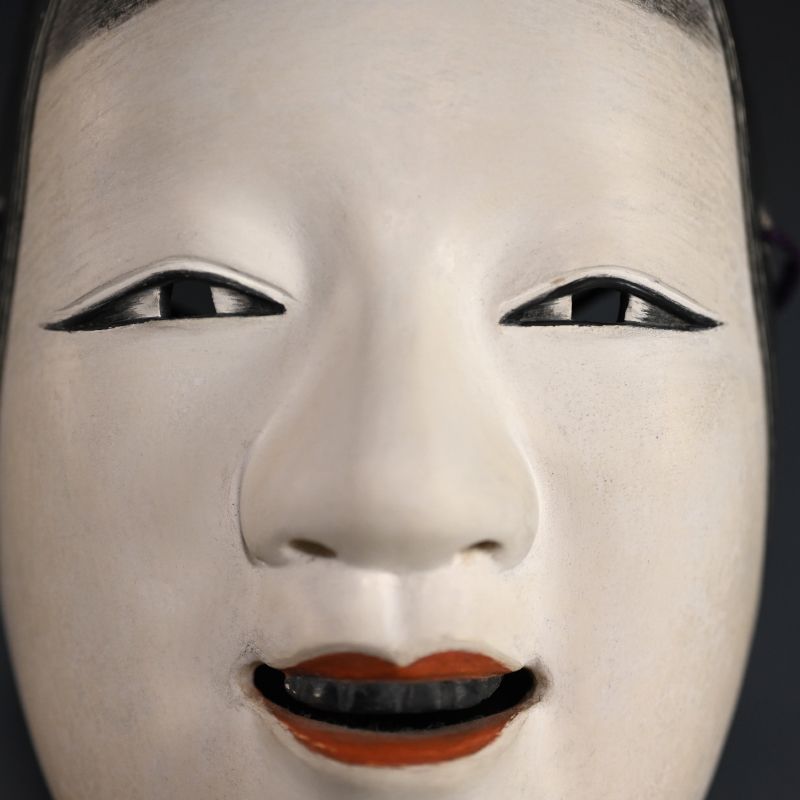 Onna Noh Mask named “KOOMOTE” which indicates young girl