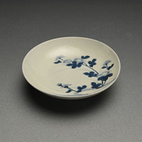 Antique Japanese Hirado Porcelain Dish, Wild Chrysanthemum