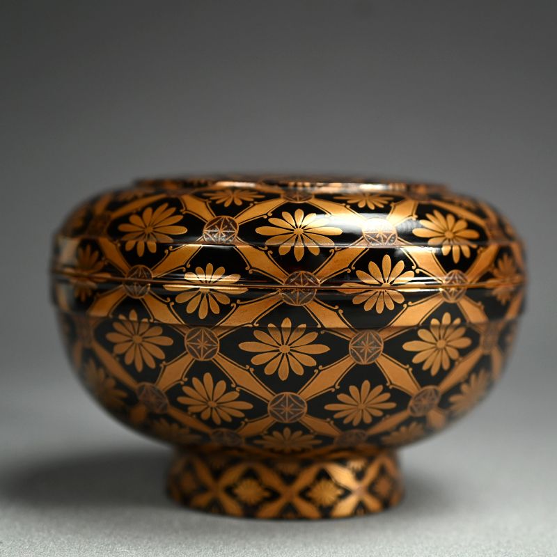 珍品旧蔵* 銅製 塗真金 と田玉モザイク花紋、貢碗、図案明晰、刻
