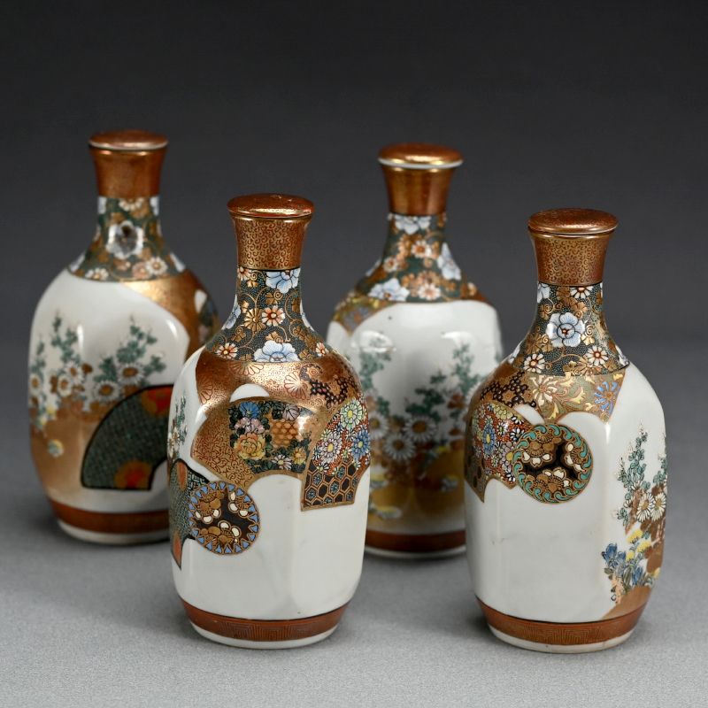 Antique Japanese Porcelain Set of 4 Kutani Tokkuri, Setsuka